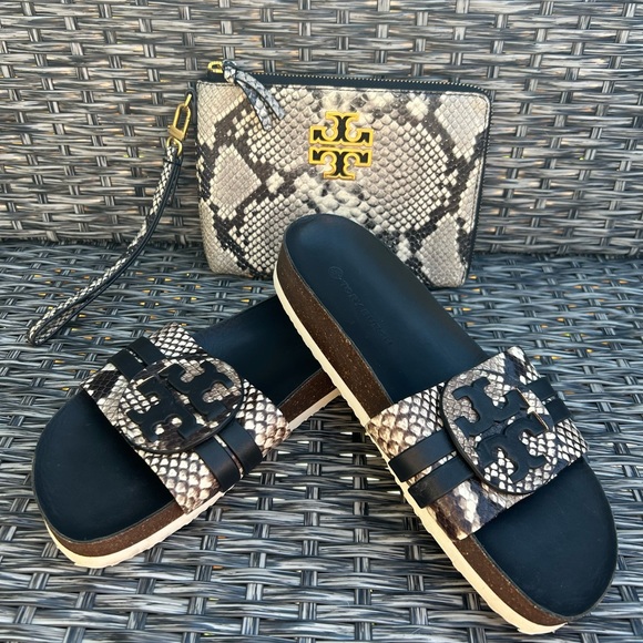 Tory Burch Britten Large zip pouch and
Leigh Anatomic Slide Sandals 7.5 - Picture 5 of 11
